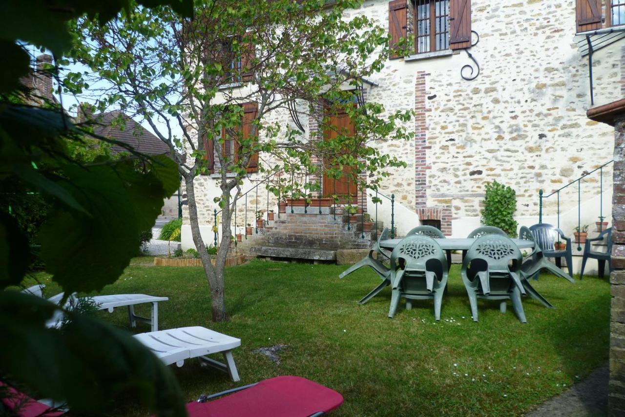 Gite L'Ecole Buissonniere Cheu Exteriér fotografie